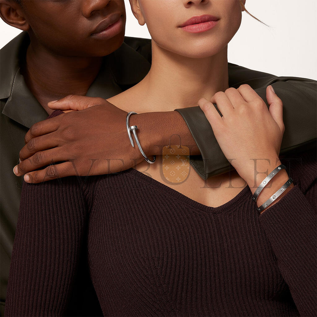 Ca*t*er bracelet love, modÈle classique, finition brossÉe, 4 diamants b6080217